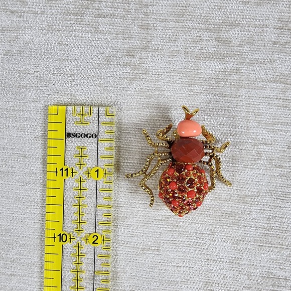 Joan Rivers Vintage Red Pink Rhinestone Spider Insect Bug Brooch Pin - Picture 5 of 6